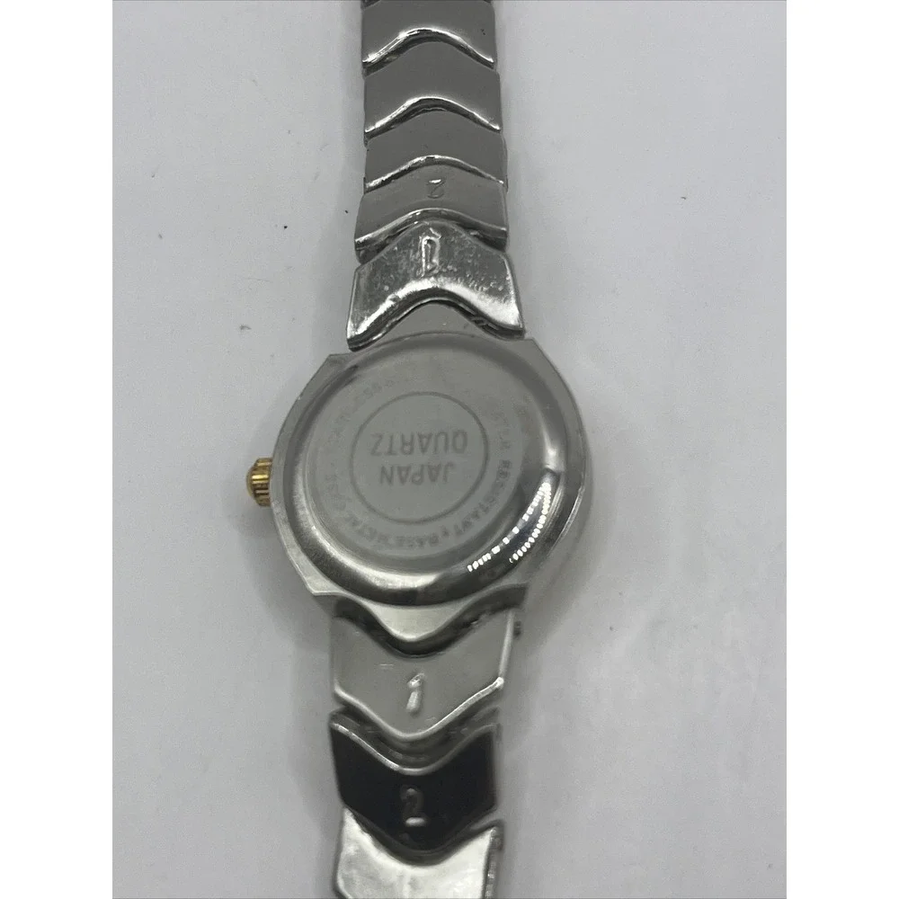 Quemax‎ Women's Quartz Watch Two Tone Band- New Battery